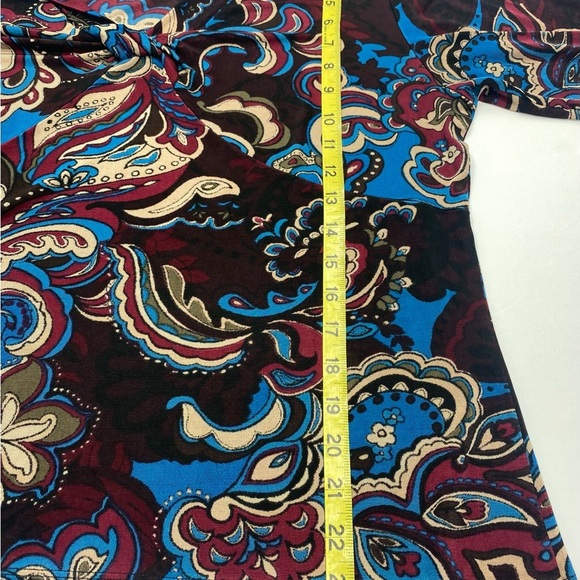 Chico's Travelers Multicolor Paisley Blouse W 3 baby doll front with knot detail - Picture 13 of 13